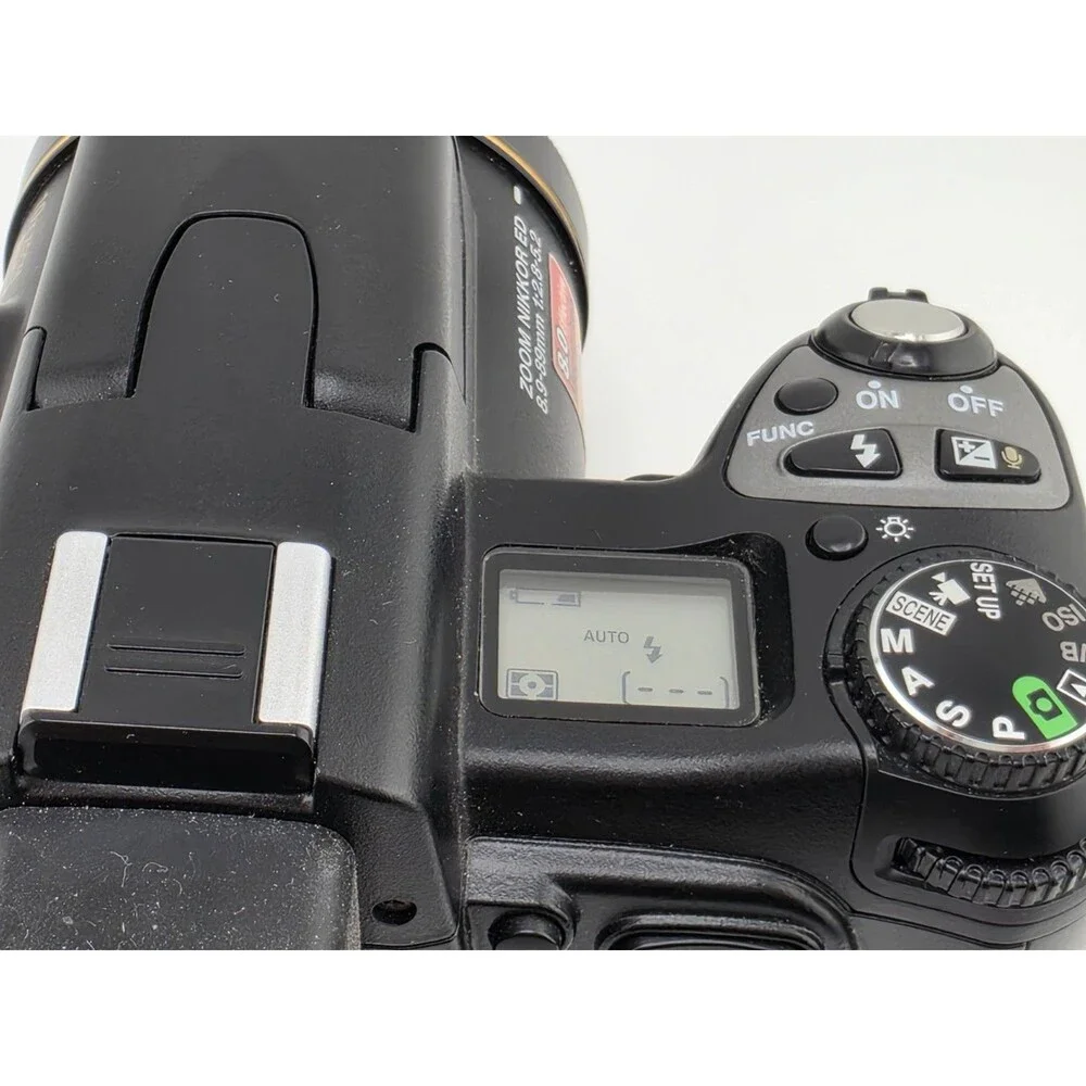 Nikon Nikon Coolpix 8800 VR 10x Zoom ED